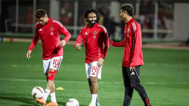 الأهلي يفوز على شبابه واستمرار تأهيل زيزو وتريزيجيه 