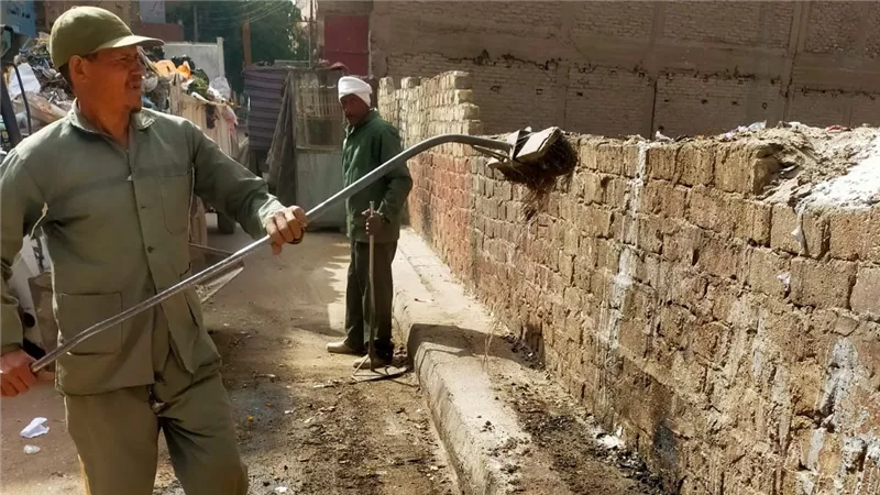 1020 طن مخلفات في أسبوع.. إسنا تنفذ أوسع حملات نظافة ميدانية