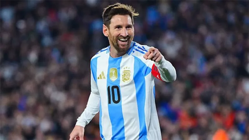 محاولات مكثقة في الأرجنتين لتجهيز ميسي لمواجهة الجزائر في كأس العالم 2026