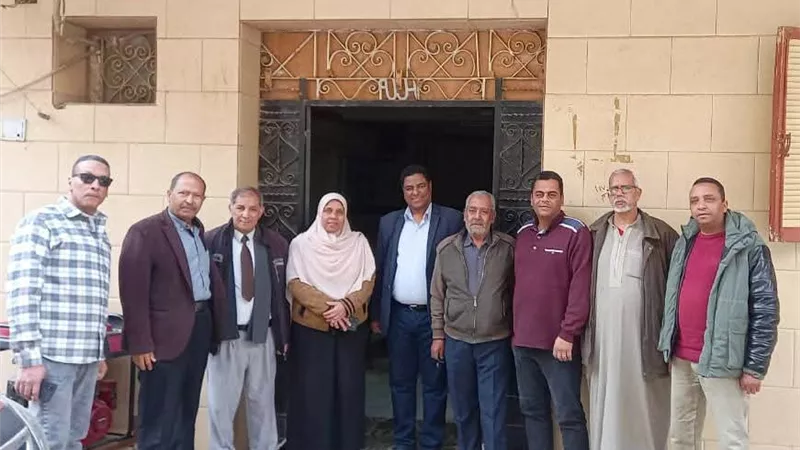 القافلة الثامنة لهيئة تعليم الكبار بالسويس تقدم أكثر من 450 خدمة مجانية