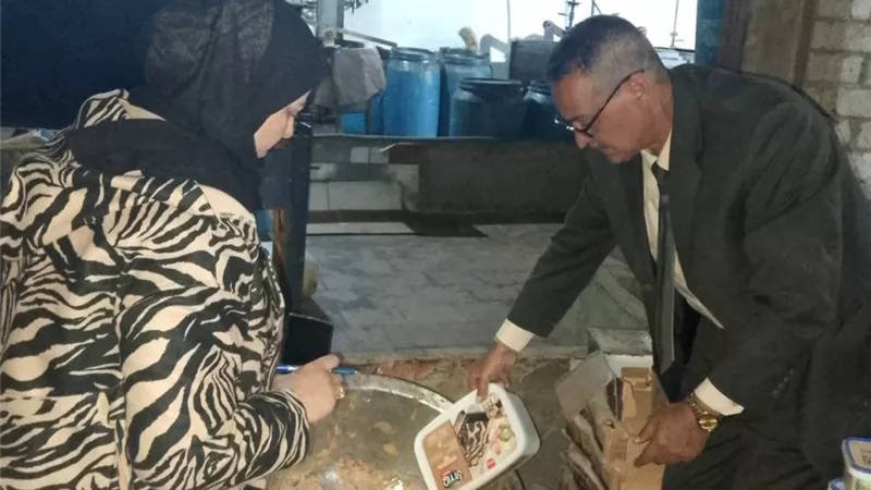 ضبط 29 طنا من المواد الغذائية منتهية الصلاحية ومخالفات تموينية بالشرقية