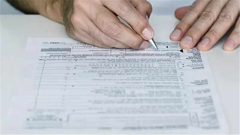 خطوات استخراج تصريح العمل أون لاين من المنزل.. أسهل وأسرع طريقة 