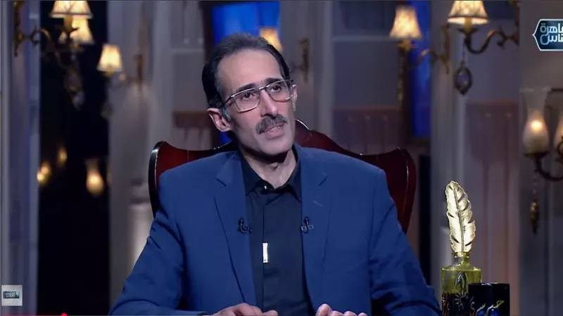 «المذيع عمره قصير».. نصيحة من مجدي الجلاد للصحفيين في «حبر سري»