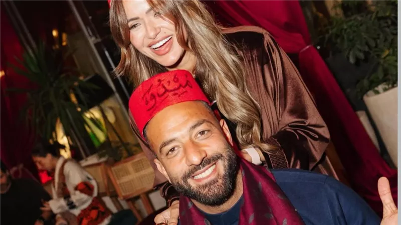 بإطلالات رمضانية.. ميدو يحتفل بعيد ميلاده برفقة زوجته ومشاهير الرياضة والفن 