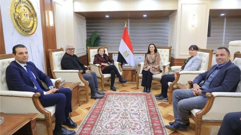 وزيرة التضامن تلتقي وفد مهرجان أسوان الدولي لبحث استعدادات الدورة العاشرة