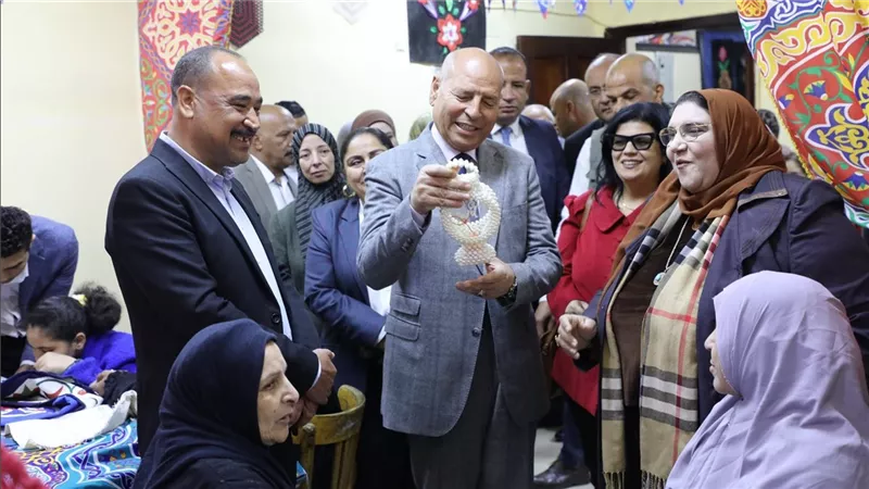 لتعزيز الخدمات الثقافية.. محافظ القاهرة يفتتح المركز الثقافي بمدينة المحروسة