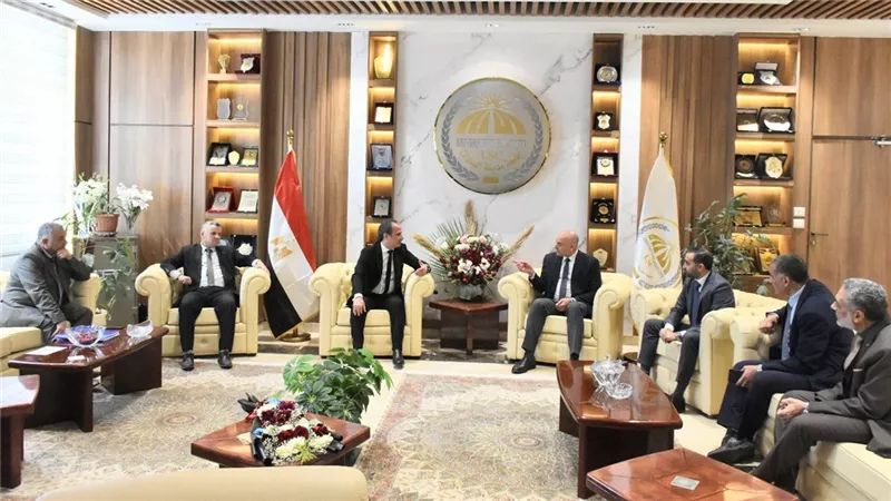 رئيس جامعة مدينة السادات يستقبل النائبين إسلام الفيشاوي ومحمد صبحي لتهنئته