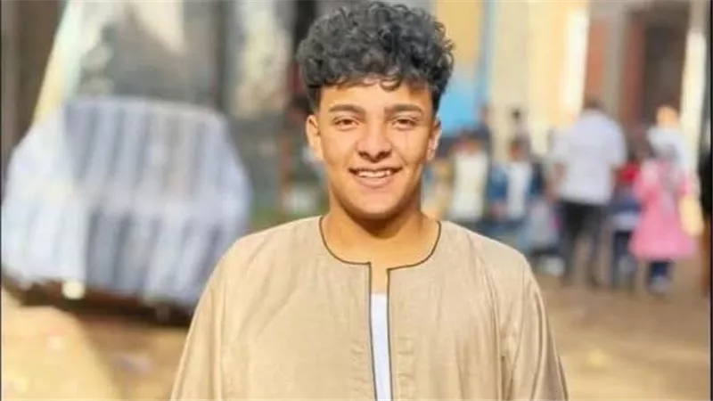 توفـى أثناء سعيه على فعل الخير في رمضان..مصرع شاب أسفل عجلات القطار بالمنوفية