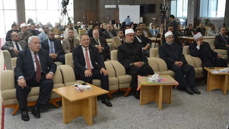 رئيس جامعة دمياط ومفتي الجمهورية يشهدان مناقشة رسالة دكتوراه في اللغة العربية