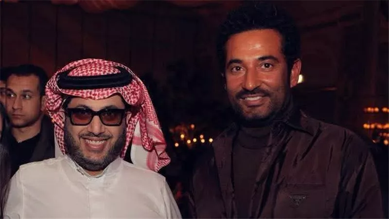 عمرو سعد لـ تركي آل الشيخ بعد حفل السحور : المرة الجاية علينا في الدرب الاحمر 
