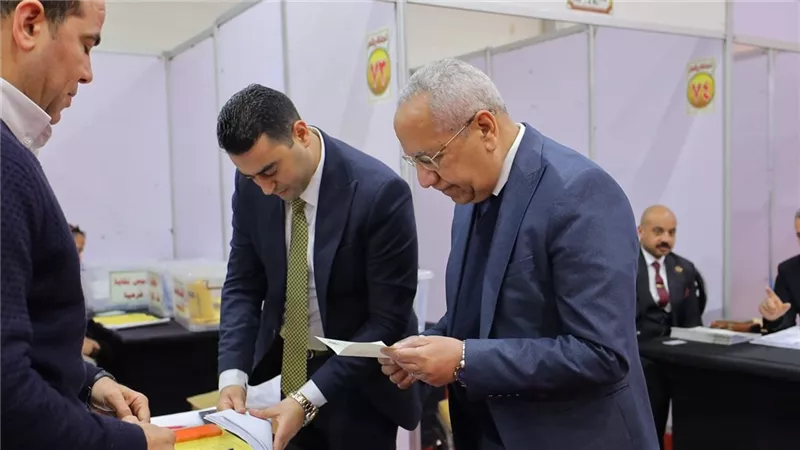 أمين عام النقابة يُدلي بصوته في انتخابات المهندسين بالقاهرة
