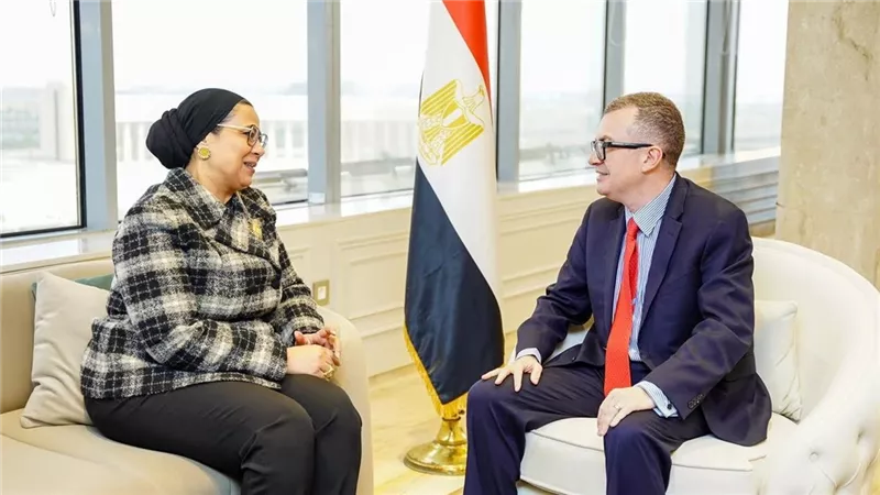 رئيسة القومي للمرأة ووزير التخطيط والتنمية الاقتصادية يبحثان قضايا المرأة 