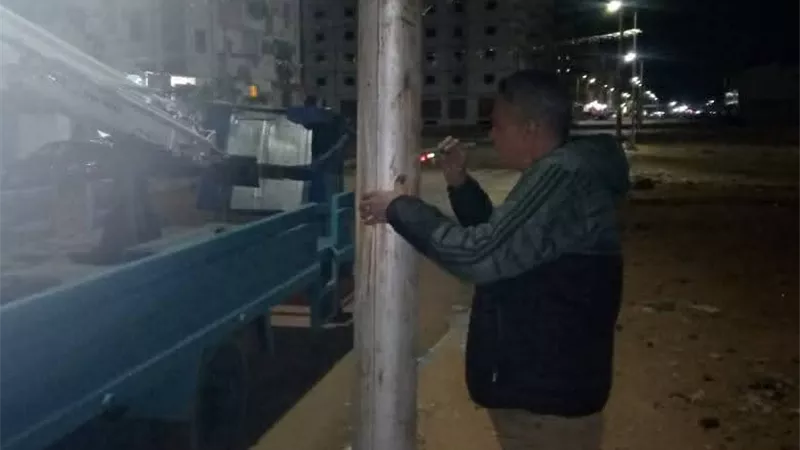تكثيف حملات النظافة ورفع المخلفات بحي فيصل بمحافظة السويس 