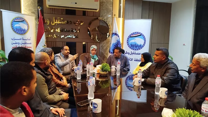 ناصر الضوي يشهد لقاء تشاوريا بأمانة التثقيف والتدريب لحزب مستقبل وطن بالأقصر