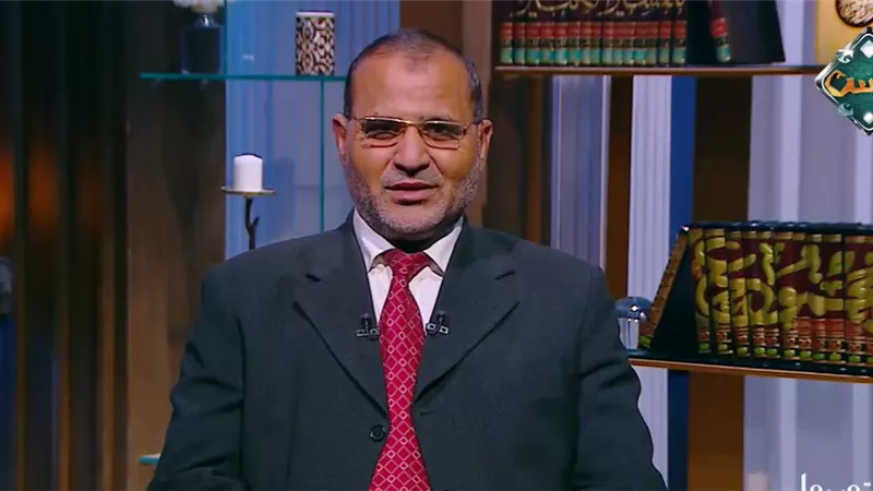 أستاذ بالأزهر: الروح الطيبة ترتفع مع الملائكة إلى السماء