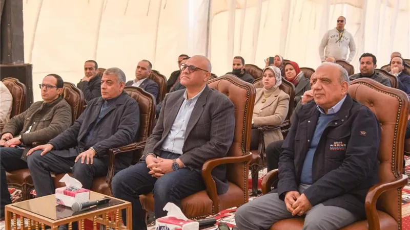 وزير الكهرباء ومحافظ الإسكندرية يتفقدان محطة محولات برج العرب الترفيهية
