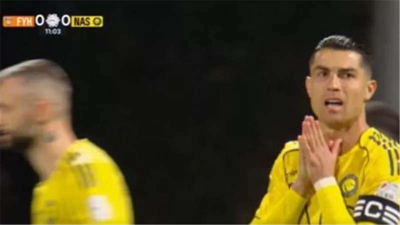 رونالدو في حسرة مع النصر.. كم ركلة جزاء أهدرها الدون في مسيرته؟