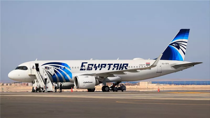 مصر للطيران تتيح تعديل حجوزات الرحلات الملغاة مجانًا حتى 15 مارس