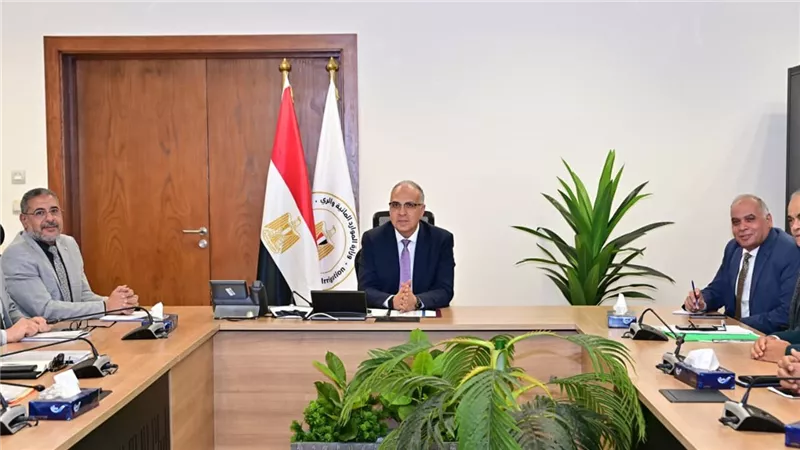 بميزانية١٨.١٠ مليار جنيه.. سويلم يتابع الخطة الاستثمارية للعام المالي الحالي