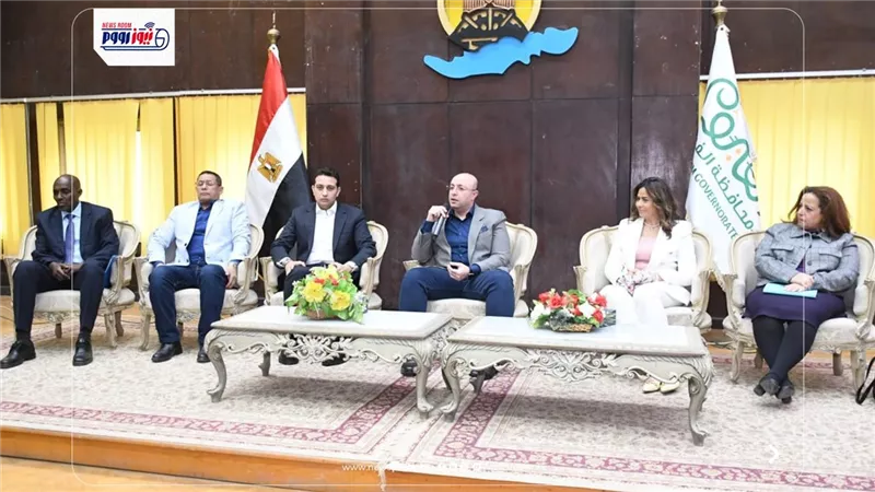 محافظ الفيوم يشهد الحفل الختامي لمشروع مشاركة الشباب في عملية إعداد الموازنات