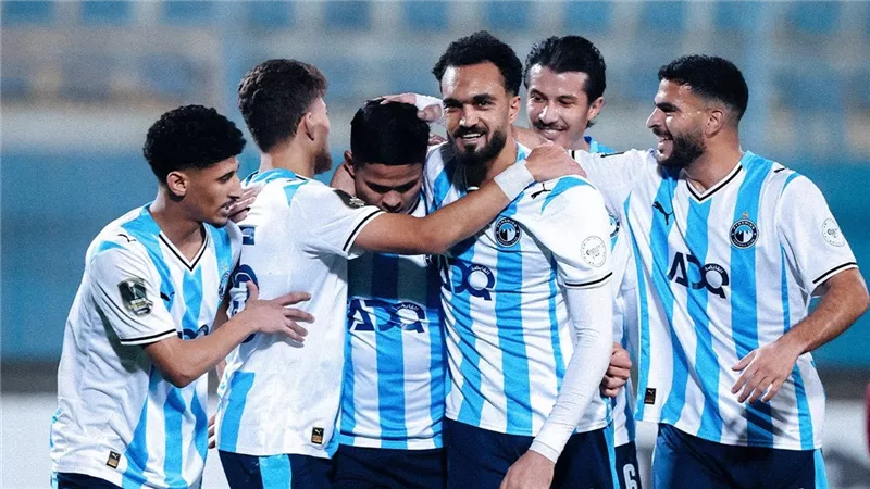 غيابات بالجملة تضرب بيراميدز قبل مواجهة الأهلي       