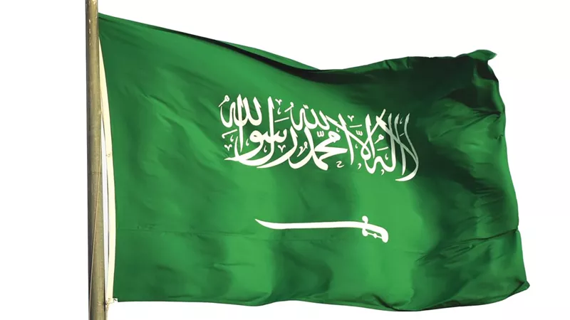 السعودية تدين الاعتداء الإيراني على عمان وتؤكد تضامنها الكامل مع مسقط