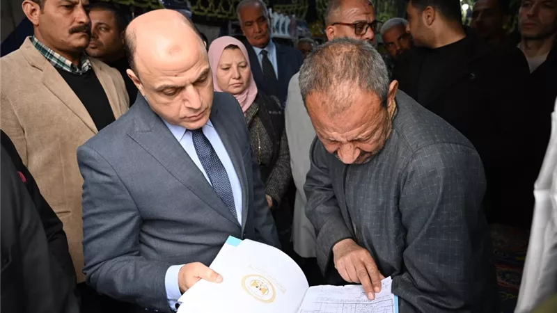 محافظ الغربية يخفض سعر بيض المائدة إلى 110 جنيهات خلال تفقده معرض أهلاً رمضان