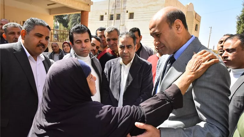 محافظ أسيوط يتفقد مستشفى حميات الشامية ويستمع إلى المواطنين للاطمئنان  