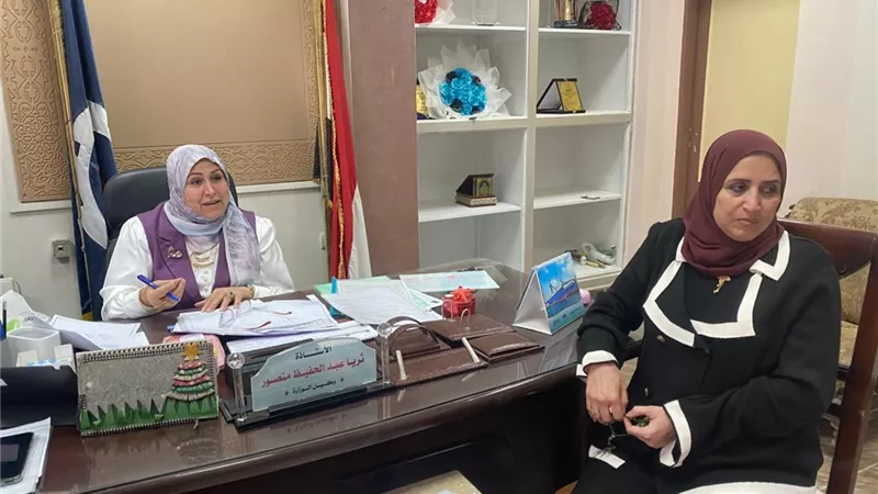 وكيل التعليم بالسويس تشدد على تحسين البيئة المدرسية وتعزيز التحصيل الدراسي