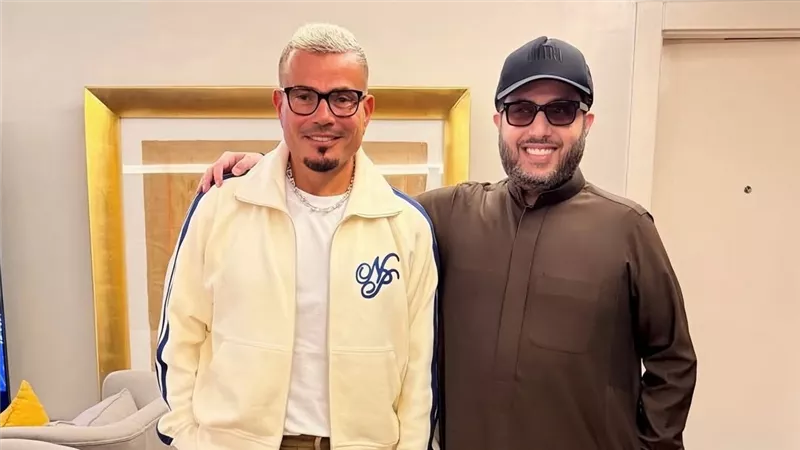 الأخ والصديق .. تركي آل الشيخ يلتقي بالهضبة عمرو دياب في مصر