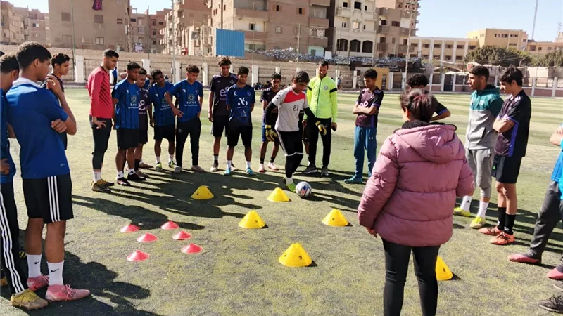 محافظ أسيوط: أندية السكان بمراكز الشباب منصة فاعلة لبناء وعي النشء والشباب 