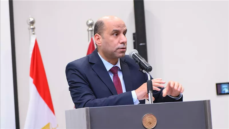  العمل تبحث مع شركات القطاع الخاص تحديات تطبيق قانون العمل الجديد