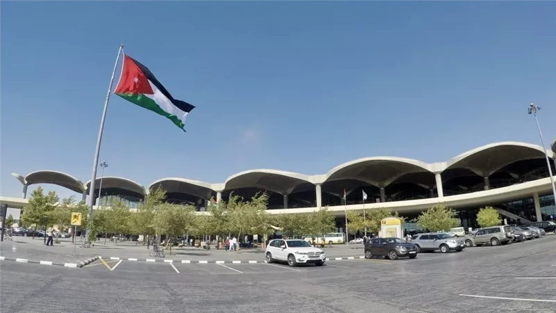 الدفاعات الأردنية أسقطت مسيرة اخترقت الأجواء دون وقوع إصابات.. فيديو