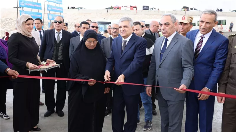 الفريق أسامة ربيع ومحافظ الإسماعيلية يشهدان افتتاح محور الشهيد العريف رضا محمد