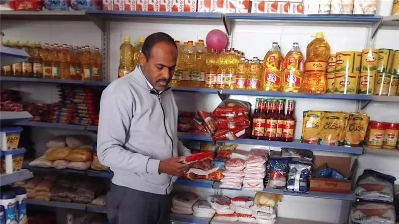 مفاجآت رقابية في أسوان.. المحافظ يطلق حملات يومية لضبط الأسعار ومنع الاستغلال 