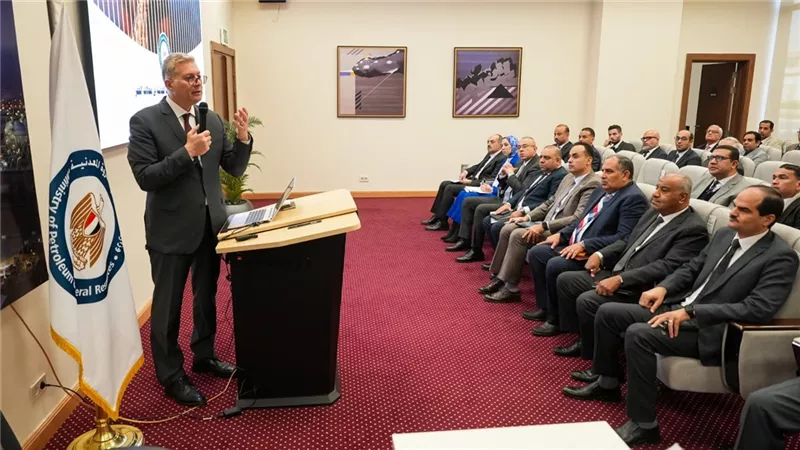  وزير البترول: أنظمة تعاقدية مبتكرة وأساليب حديثة لدعم زيادة الإنتاج البترولي