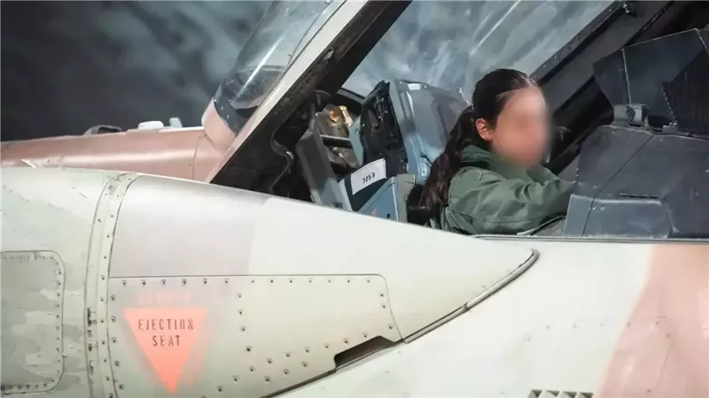 مخالف لمعتقداتهم الدينية.. فتيات بسلاح الجو الإسرائيلي تشاركن في قصف إيران 