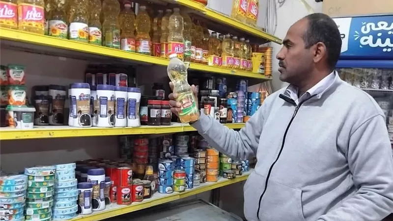محافظ أسوان يشدد الرقابة المفاجئة على الأسواق والمنافذ خلال رمضان لضبط الأسعار
