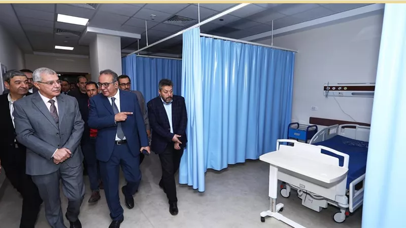 رئيس جامعة الزقازيق: توسعات طبية جديدة بمستشفيات العاشر من رمضان