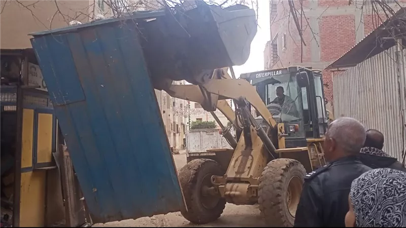 رفع 32 إشغالا وتحرير 21 محضرا في حملة مكبرة بمدينة الشهداء بالمنوفية