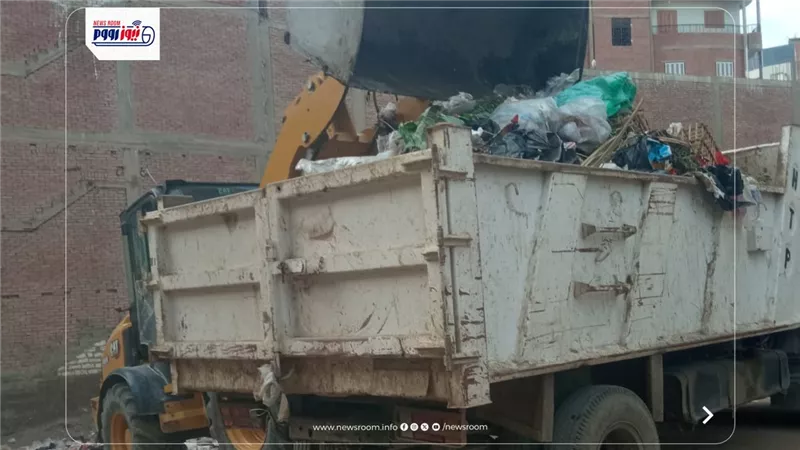 رئيس الوحدة المحلية لمركز ومدينة قنا يتابع أعمال النظافة بجميع الأحياء