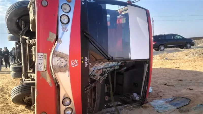 انقلاب سيارة نقل محملة بالسيراميك دون اى إصابات ببولاق الدكرور