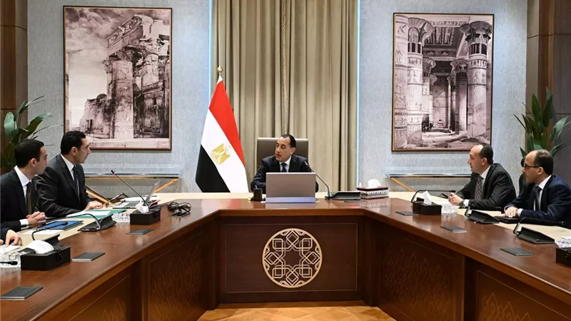 مدبولي يلتقي وزير الشباب والرياضة لاستعراض محاور العمل المستقبلية للوزارة