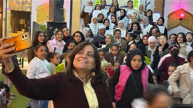 مائدة الوحدة الوطنية|ختام مشروع ابنتي الغالية وتخريج الدفعة 16 من المستفيدات