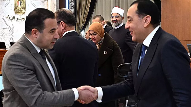 رئيس اتصالات النواب عقب لقاء مدبولي:حسم ملف التصالح واستكمال الأعمال الانشائية
