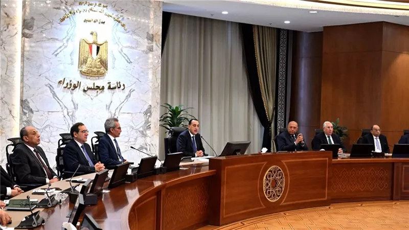 مدبولي: الحكومة تتابع بشكل دقيق المناقشات داخل جلسات اللجان النوعية بالبرلمان