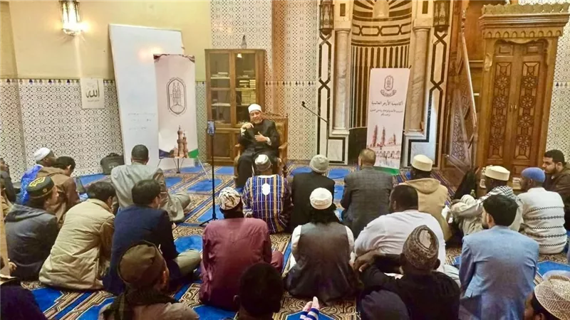 رئيس أكاديمية الأزهر: اختلاف الفقهاء رحمة والداعية المعاصر نموذج للوسطية 