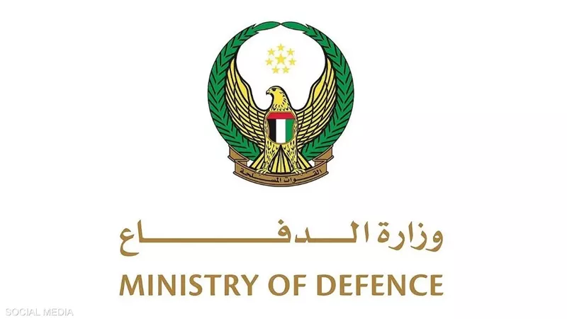 الدفاعات الإماراتية تعترض 3 صواريخ و121 مسيرة وتؤكد جاهزيتها الكاملة
