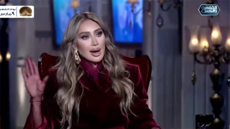 مايا دياب: السوشيال ميديا تحولت لمنصة للتشهير واقتحام الحياة الخاصة
