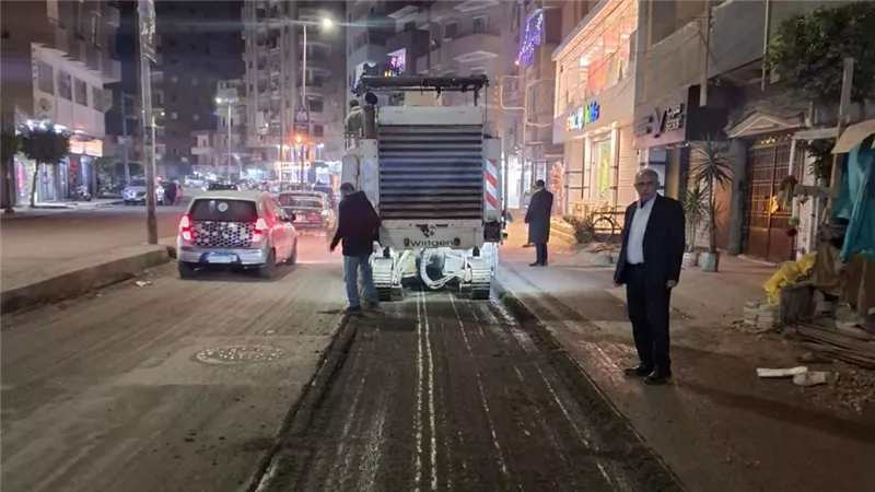 محافظ الغربية يتابع تطوير شارع مصنع الكاوتش في طنطا تمهيدا لرصفه بالكامل